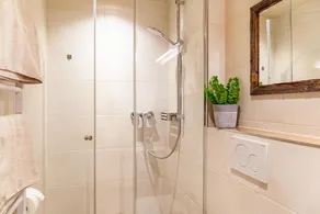 Belo apartamento de férias \"Zugspitzblick\" com vista para a montanha, Wi-Fi e varanda - Image 4