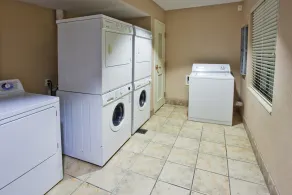 2 Bedroom | Seasonal Outdoor Pool + Hot Tub - Image 4