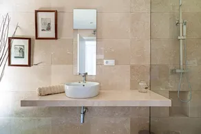 Exclusive villa with garden and pool - Villa con encanto - Image 2