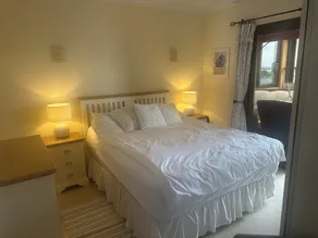 Superbe 2-Bedroom Penthouse (de faible hauteur) juste à côté de la plage / Fab Vues - Image 4