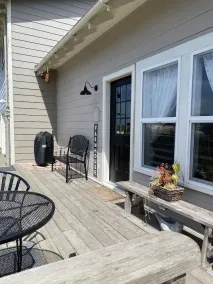 1887 large Ferndale Farmhouse with amazing views! Completely updated. - Image 5