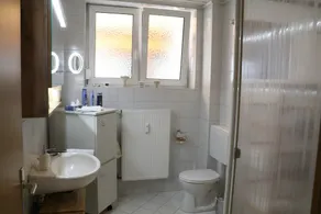 Apartamento acolhedor com terraço e acesso Wi-Fi - Image 3