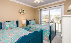 Coast is Clear - 4BR Oceanfront Duplex! Dog Friendly!! - Image 5