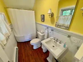 Recently Renovated Home Minutes from Ocean Point - Image 2