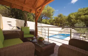 Beautiful home in Tisno - Image 5