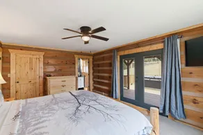 Private log cabin for 16 - Image 3