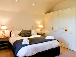 Cosy Rural 2 Bed Barn conversion close to Beach - Pass the Keys - Image 3