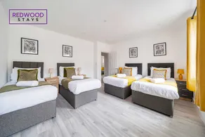 Central Apartment | Contractors & Families | WiFi - Image 4