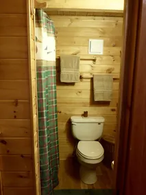 Cozy private rustic Cabin with Ac hot tub & sauna cottage. - Image 4