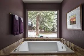 Lakeside Stone Cottage on 6 acres on Hammond--pet friendly - Image 4