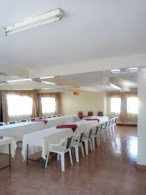 Racecourse Inn Hotel - Image 5