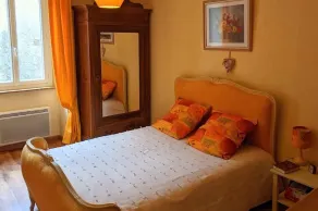 Charming Villa Overllooking Plaza in Monpazier<br> - Image 4
