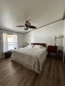 3 Bedroom 2 Bath Cabin nestled in the woods minutes from Mark Twain Lake. - Image 5