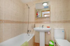 Maison de vacances \"La Casa Blanca\" avec vue sur les montagnes, piscine partagée et Wi-Fi - Image 4