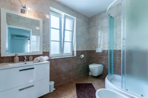 Villa Jakov schöne Villa mit 4 Schlafzimmern - Image 5