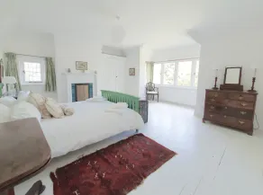 Holiday Home of the Year | Sleeps 20 | Tennis, Gardens | 1m Jurassic Coast Beach - Image 4
