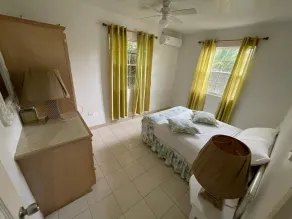 Apt 6 Balcony Rock, Air condition  bed close to St Lawrence Gap & beaches - Image 3