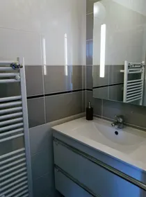 Villa moderna a Les Sables d'Or con piscina riscaldata - Image 2