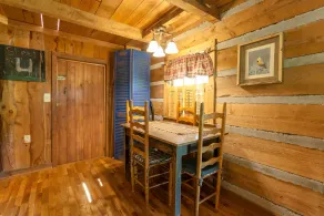 Tømmerhytte med privat udendørs boblebad - Image 5