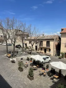 Holiday home in the historic center of Montelibretti - Image 5