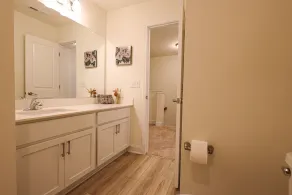 *Cozy Home - Close to Downtown Raleigh* - Image 4