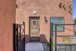 Centennial Hills Luxury Guesthouse In Northwest Las Vegas - Image 4