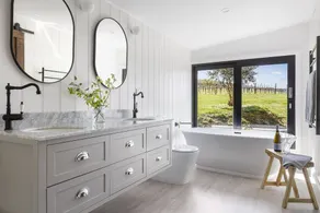 The Lodge by Mt Bellevue - Best views in the King Valley - Image 2
