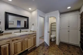 East Wenatchee Oasis 4BR, Pool, Hot Tub, Loop Trail - Image 3