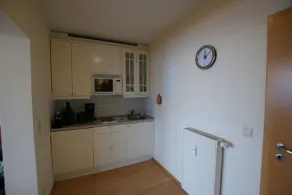 Quiet, solid and very spacious apartment in the picturesque old town. - Image 5