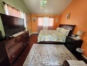Lovely 1-Bedroom Apt With King Bed, 55” Smart  Tv. - Image 3