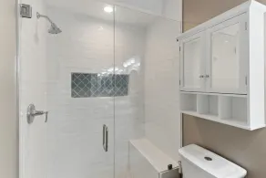 Luxury Home, Beautiful Neighborhood, Spacious for Family, with Pool/Spa.  - Image 5