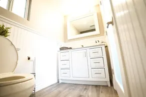 Cozy Modern Guest House - Image 3