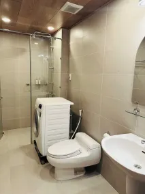 2 Bedrooms with seaview - Image 3