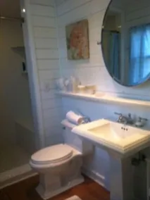 Aktualisiert Waterfront Farmhouse - Swimmingpool, Private Pier 2 Master-Schlafzimmer - Image 2