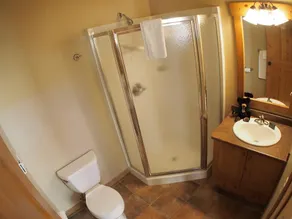 Multi level 3 bedroom condo with easy access to ski runs and view of Mt. Morrisey - Image 2