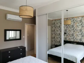 Villa with pool in a quiet area 1 km from the city center of orange. - Image 4