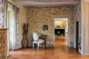 Villa Paola, beautiful holiday home with a large fenced private swimming pool. - Image 2