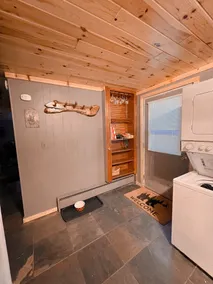 Cozy cabin, private 10 acres close to ATV trail & lake - Image 2