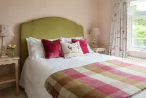 The Cove -  an apartment that sleeps 4 guests  in 2 bedrooms - Image 5
