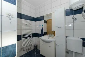 Apartment Nikolina - Image 4