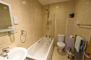Rosalie, a 2 bedroom apartment near the beach at Woolacombe - Image 3