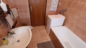 Cozy and spacious apartment Gita for 5 people in Malinska - Image 3