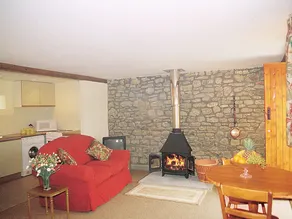 Challey's Cottage - E2378 - Image 4
