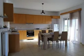 Appartement entièrement rénové, avec une vue magnifique sur le coucher du soleil et à proximité de la plage. - Image 5