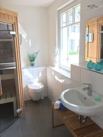 6-person thatched house just 400m from the beach, 3 bedrooms, 2 bathrooms, sauna - Image 2
