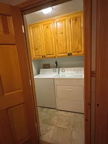 BLUEBEARY PINES-PERFECT ESCAPE-PRIVATE HOT TUB/3br/2.5ba/WALK TO SKI SHUTTLES! - Image 2
