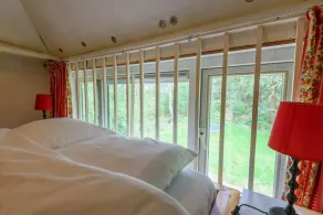 Prachtig vrijstaand familiehuis op groot perceel - Image 5