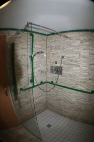 Barrier-free wellness oasis for the whole family - with pets! - Image 3