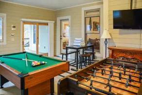 Close to everything!~GAME ROOM~FIRE PIT & HOT TUB~Dogs OK! Lake Access & Dock! - Image 3