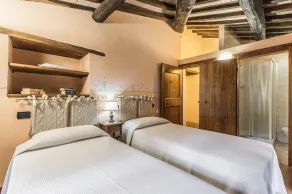 Ferienhaus in Monterchi,Pool,Whirlpool,WLAN,Klimaanlage,Panorama Blick,bis 10 P - Image 4